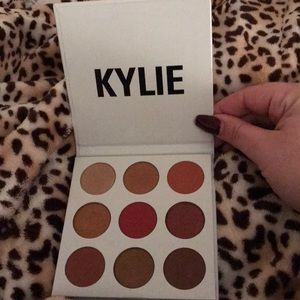 Kylie Jenner Eyeshadow pallet